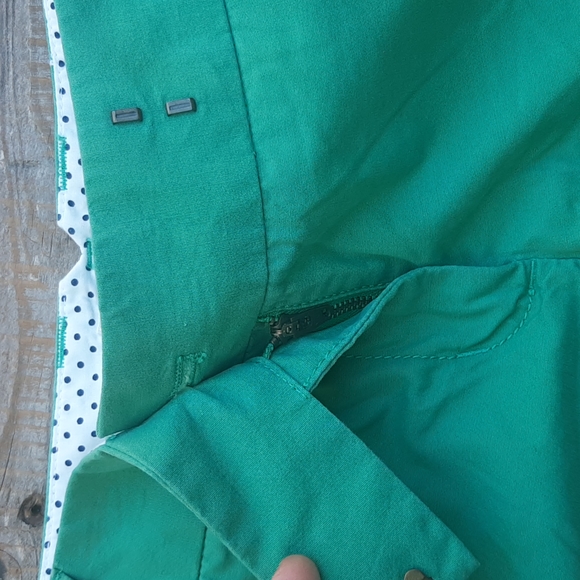 J.Crew green shorts, size 6 - Picture 2 of 4